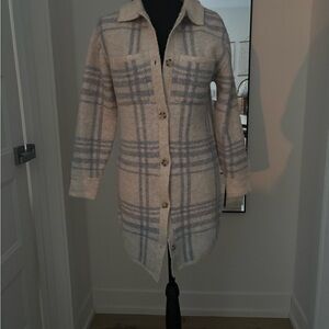 Jessica Simpson Beige and Blue Plaid Cardigan